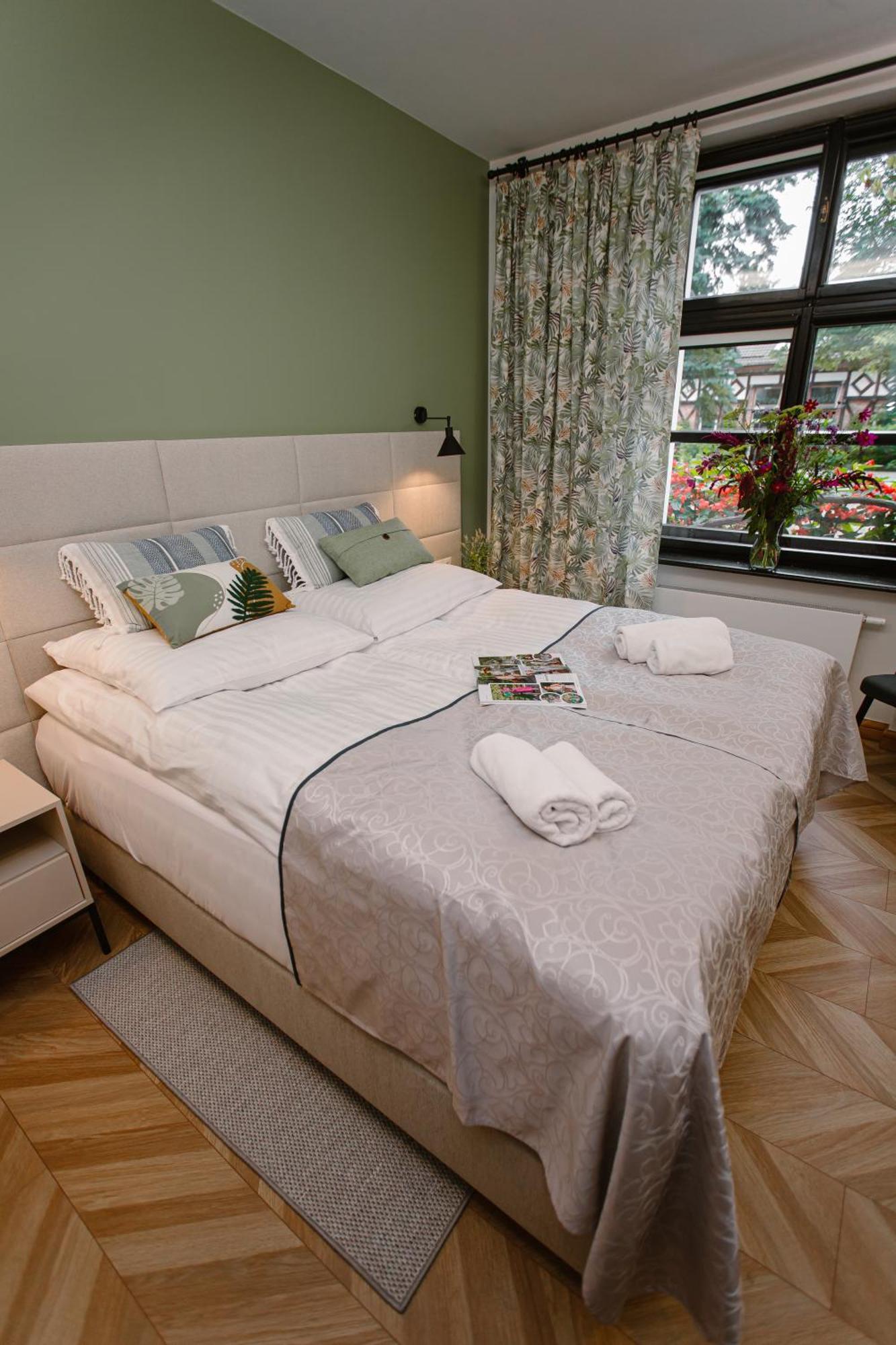 Siedem Drzew Hotel Biskupice  Kültér fotó
