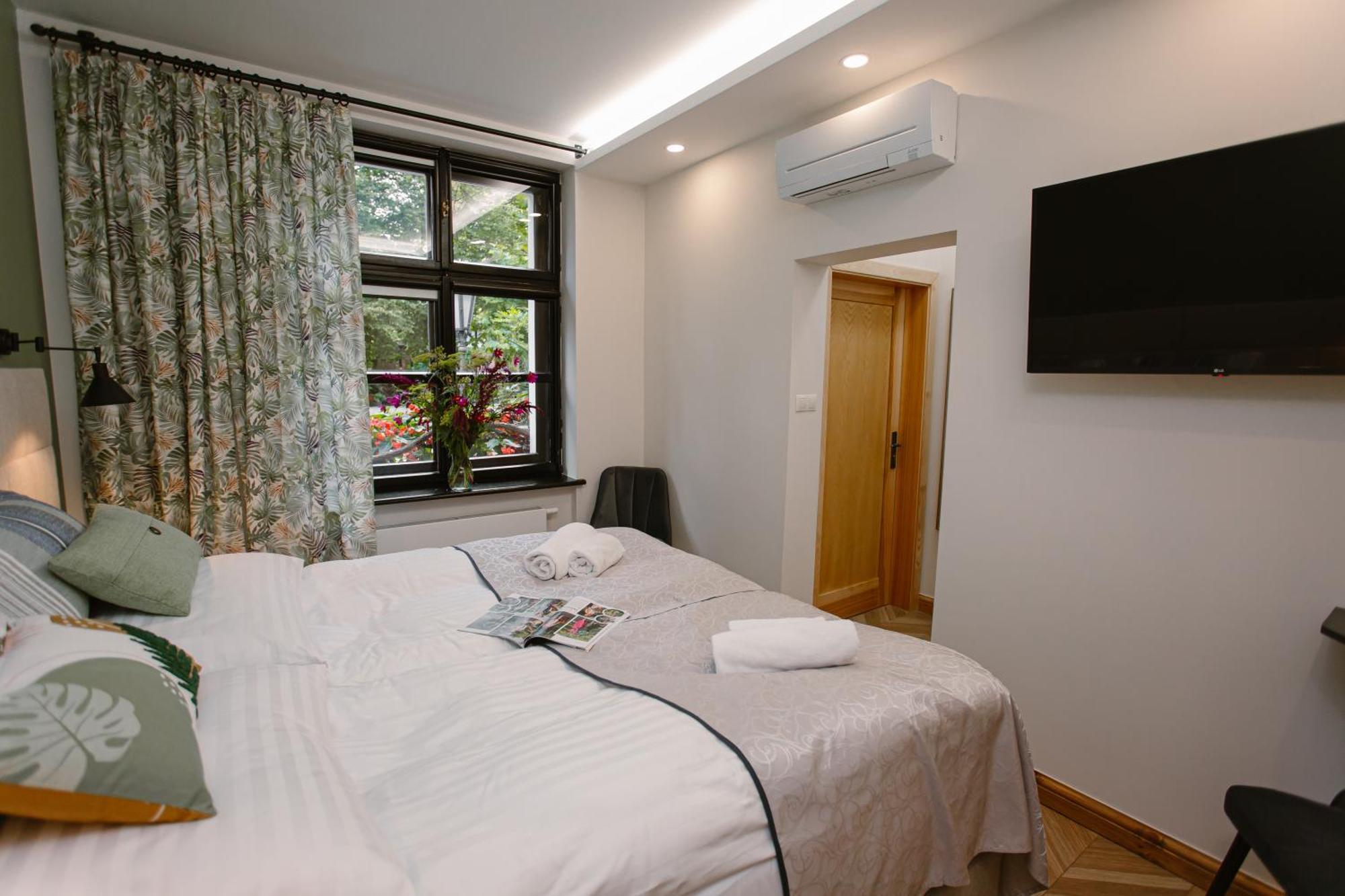 Siedem Drzew Hotel Biskupice  Kültér fotó