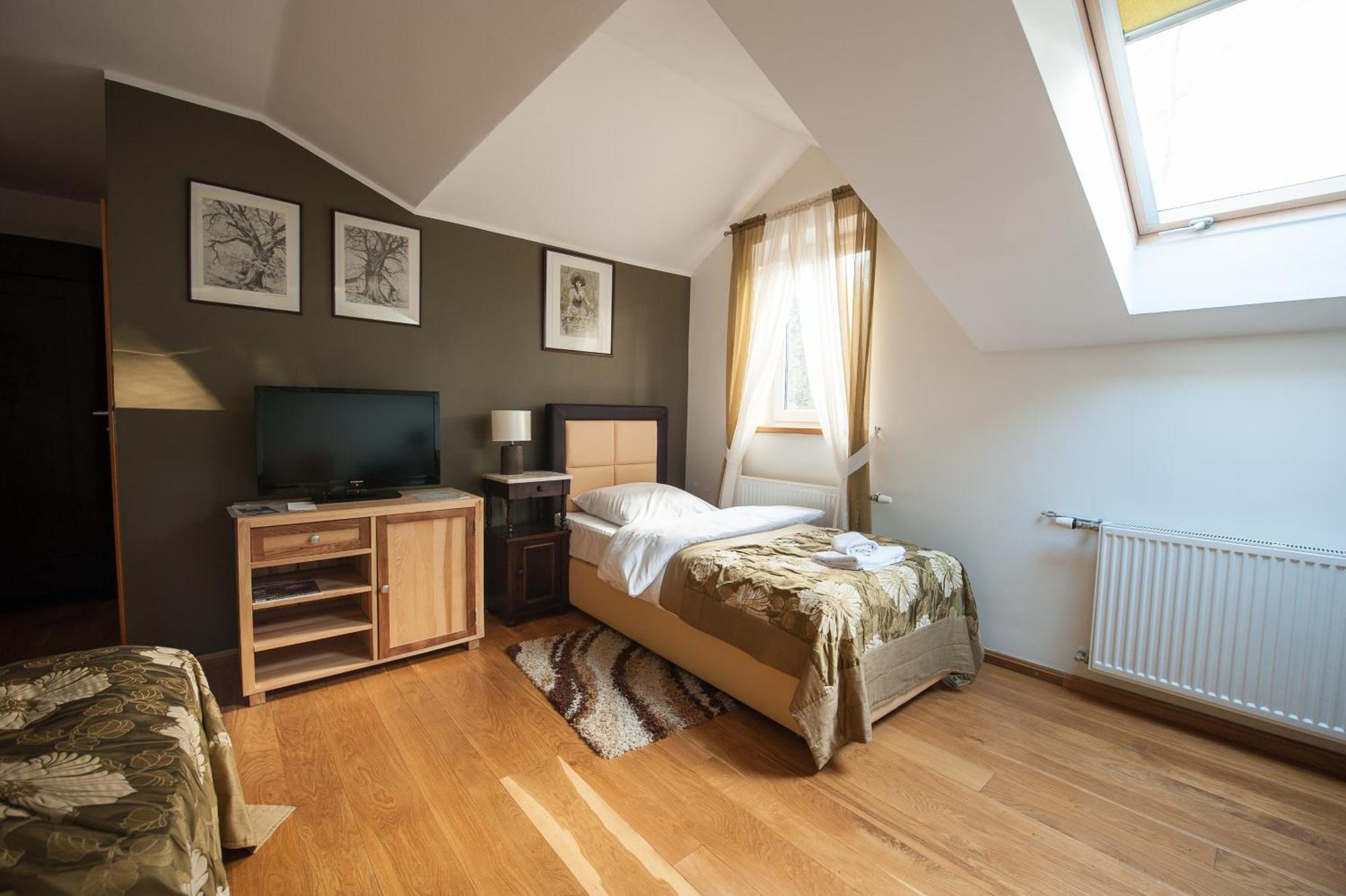 Siedem Drzew Hotel Biskupice  Szoba fotó